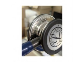 Στηθοσκόπιο Littmann 3M Classic III 5863 Navy Blue / Mirror Finish